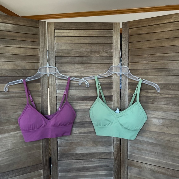 Bundle of Lululemon Tops - Picture 9 of 10